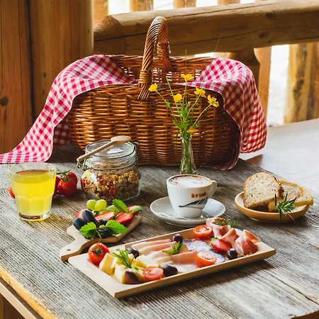 Glamping Bloke Parque de vacaciones Nova Vas (Bloke)