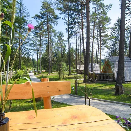 Tatil parkı Glamping Bloke *