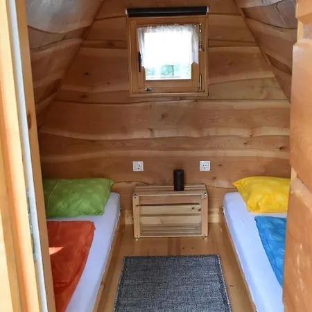 Tatil parkı Glamping Bloke Nova Vas (Bloke)