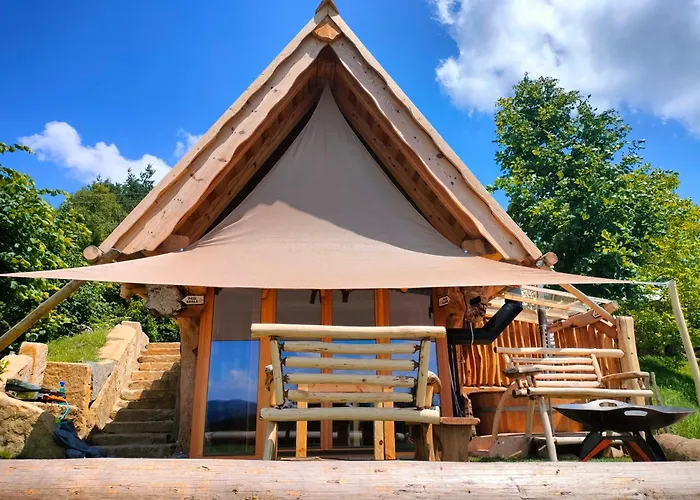 Glamping Bloke Počitniški park Nova Vas (Bloke)