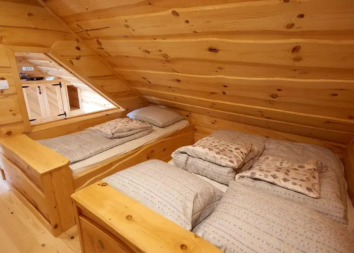 Tatil parkı Glamping Bloke Nova Vas (Bloke)