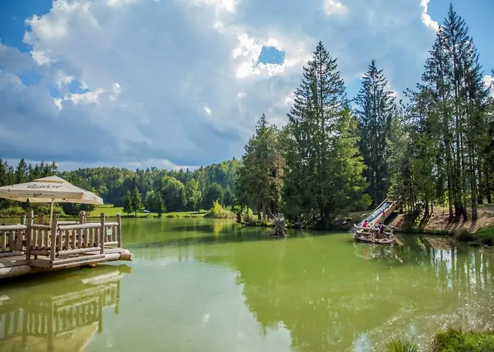 Glamping Bloke Tatil parkı Nova Vas (Bloke)