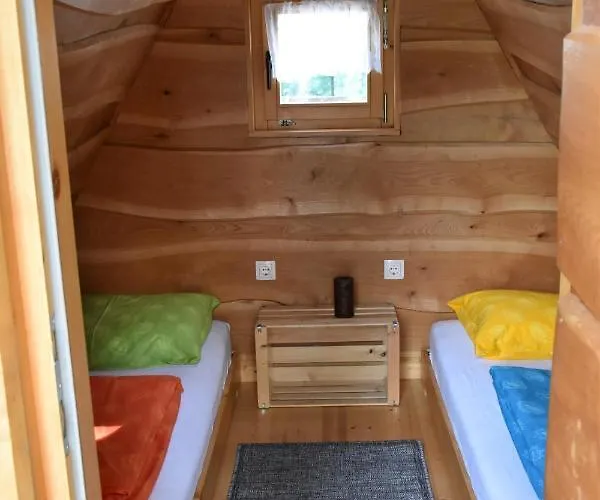 Tatil parkı Glamping Bloke Nova Vas (Bloke)